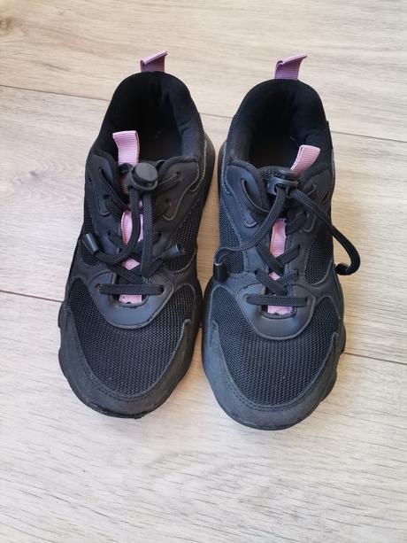 Tenisky, reserved,33