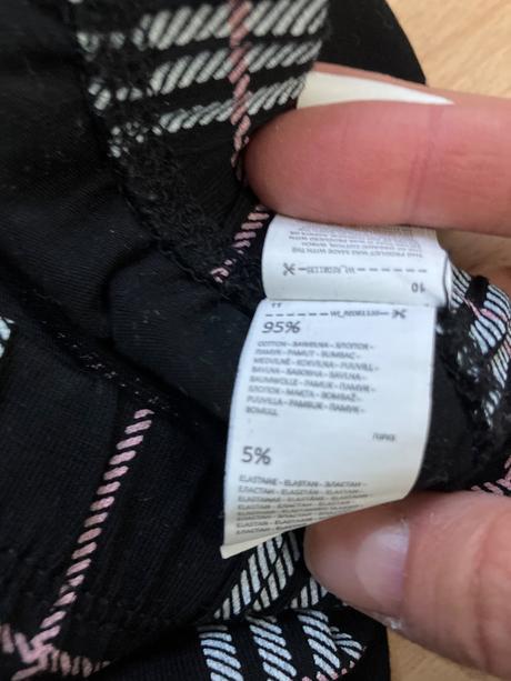 Leginy karovane, reserved,164