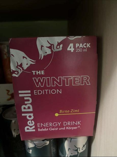 Red bull hruška škorica - winter edition 2023, 