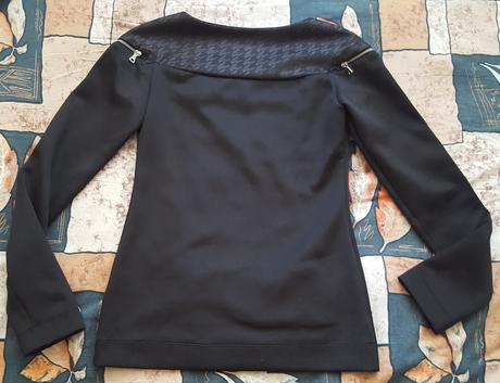 Čierna mikina zn. 29desires, s