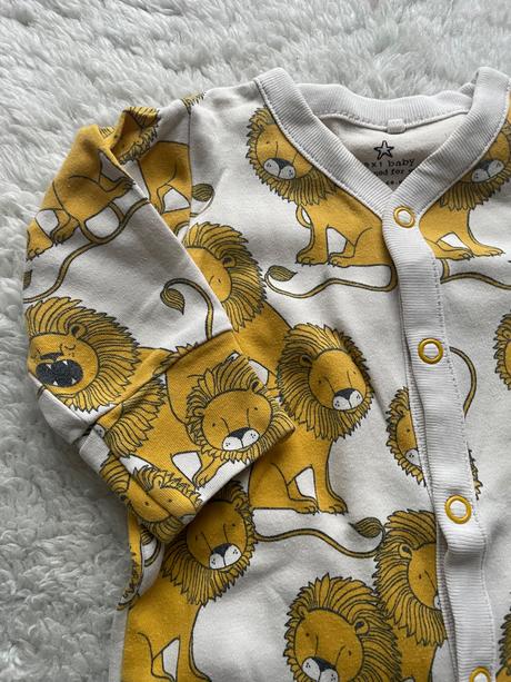 Pyzamove overaly next, next,62