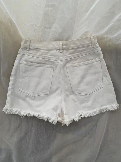 Biele kraťasy, xs