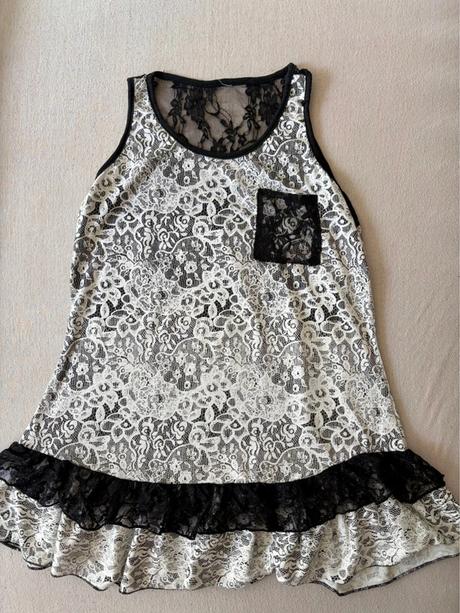 Čipkované šaty/tričko, s