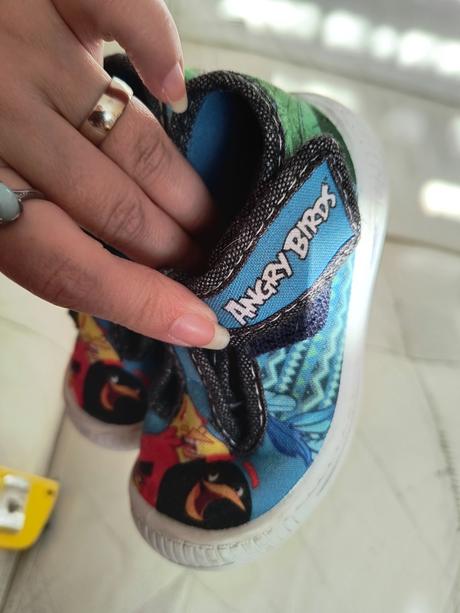 Papučky angry birds 23, 23