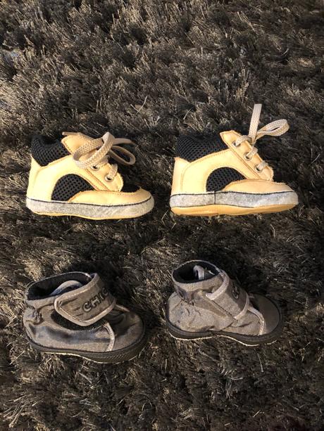 Capačky od 0m., chicco,<17