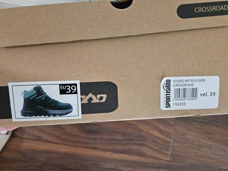 Obuv na turistiku, 39