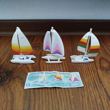 Kinder retro plachetnice,
