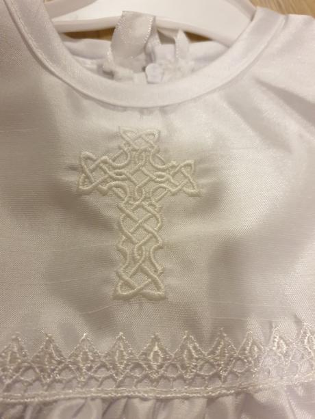 Oblečenie na krst, 68