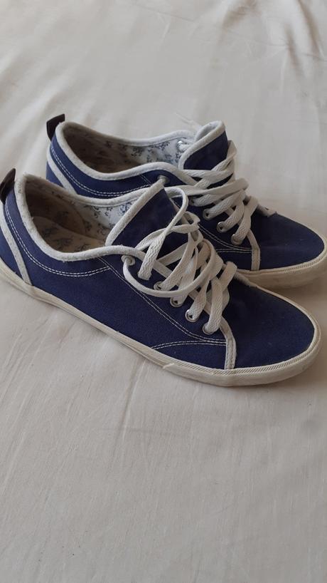 Modré plátenky, 39