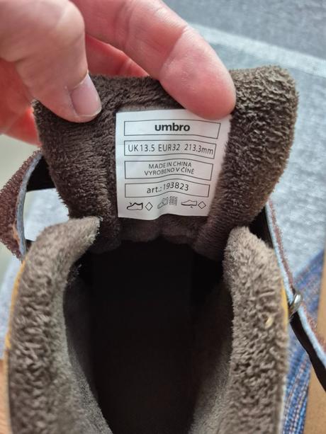 Chlapčenská obuv, umbro,32