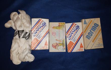 Vysokokvalitné vyšívacie priadze, biele, 