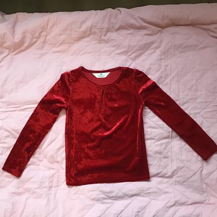 Červene zamatové tričko 122/128, h&m,122