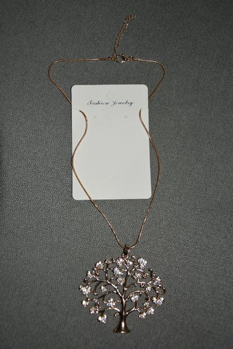 Náhrdelník s príveskom strom, 