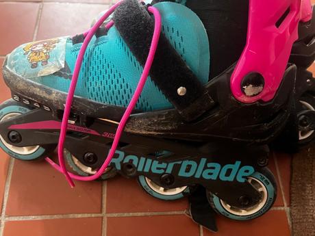 Kolieskové korčule nastaviteľná veľ., rollerblade,33