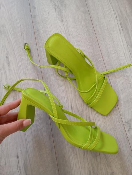 Sandále, bershka,39