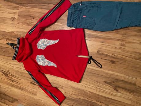 Mikinky 128-134, 122–134