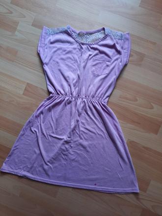 Dievčenské šaty, 128