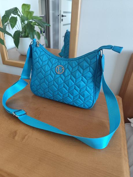 Kabelka vera new york, 