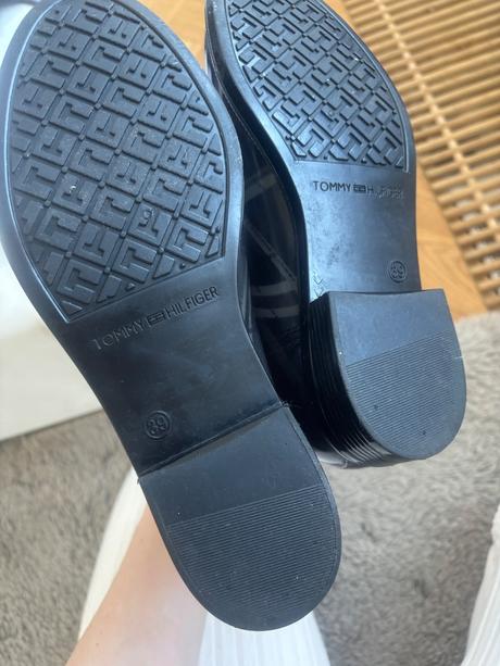 Tommy hilfiger v.39, tommy hilfiger,39