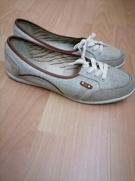 Baleriny, graceland,42