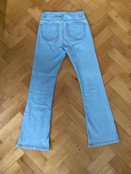 Flare jeans, pepperts,152