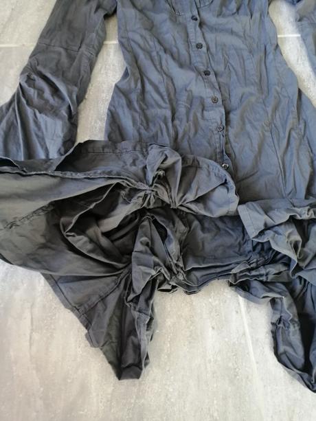 Zaujímavé sivé bavlnené šaty noname athens vm-s, m