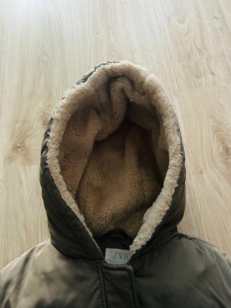 Nádherná prešívaná bunda značky zara, pc 46 eur, zara,140