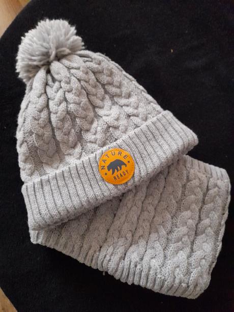 Čiapka+nákrčník, sinsay,110