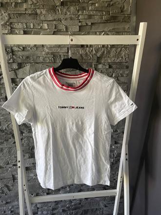Tommy hilfiger v.s, tommy hilfiger,s