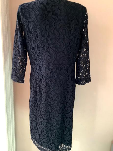 Krásne krajkové šaty my own, 42