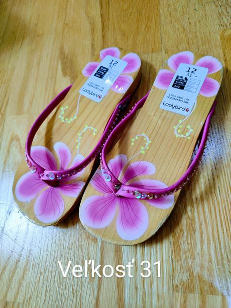 Dreváky "žabky", veľkosť 31, ladybird,31