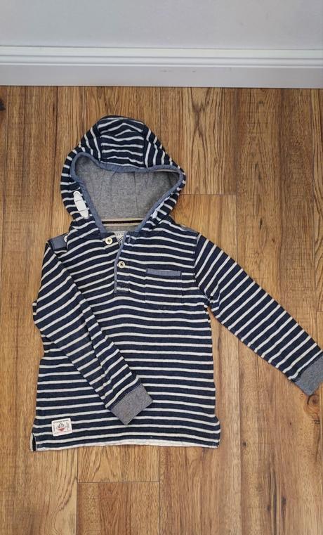 Mikina next, next,110