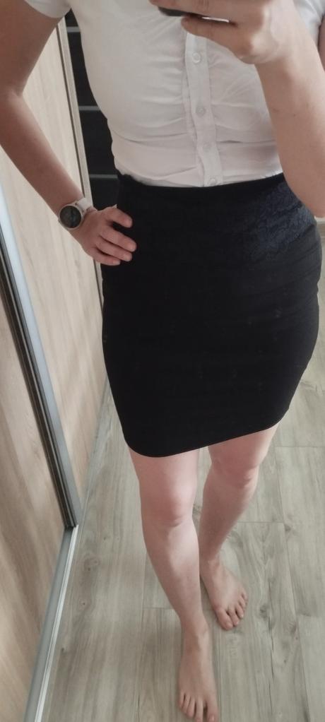 Elegantná vysoká sukňa, m