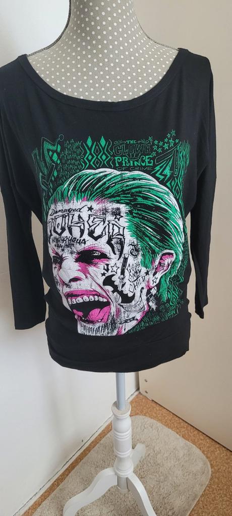 Dlhé čierne tričko, s