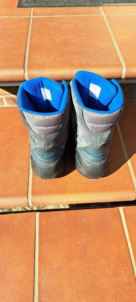 Snehule, columbia,33