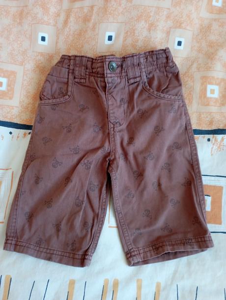 Šortky, f&f,110