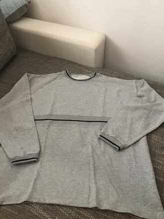 Mikina xxxl s malým poškodením, xxxl