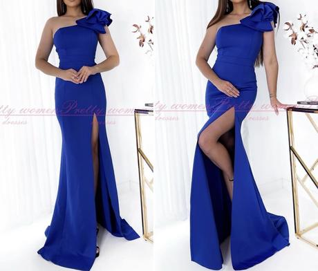 Tmavomodré spoločenské šaty, s