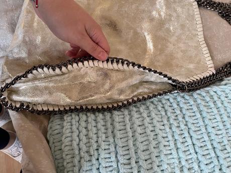 Zlatá veľká kabelka, 1x nosená, 