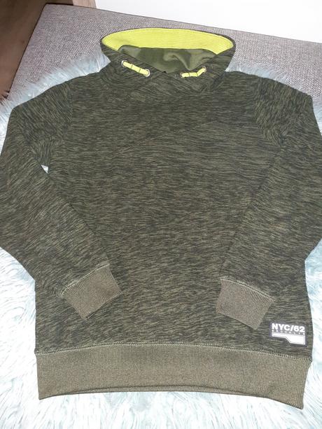 Mikina č.146/152, chapter young,146