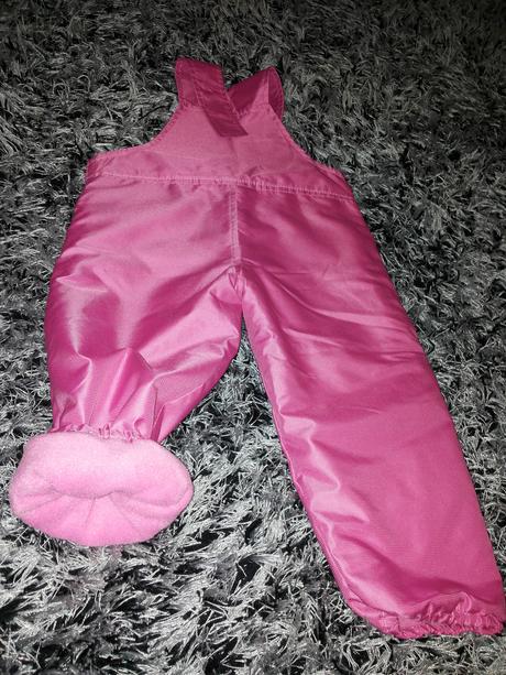 Oteplovacky, sanrio,86