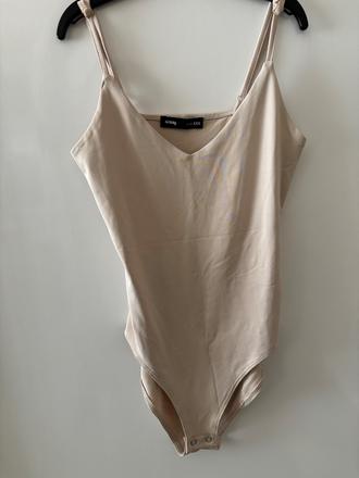 Tielkové body, sinsay,xs