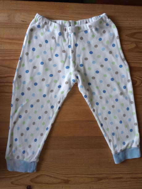 Pyžamko pre chlapca, 92