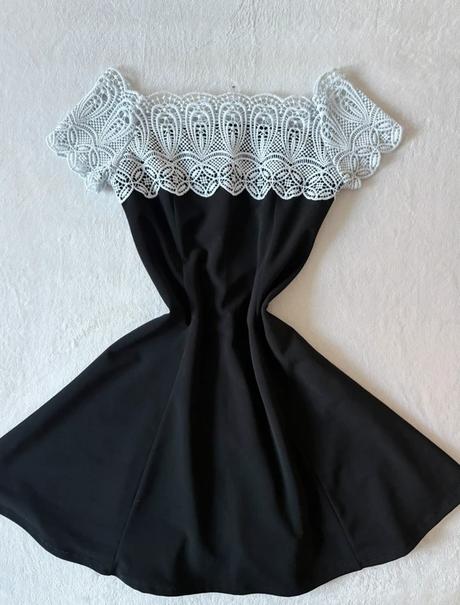 Elegantné čierne šaty, s