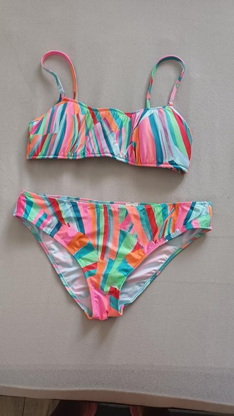 Dievčenské plavky, calzedonia,152