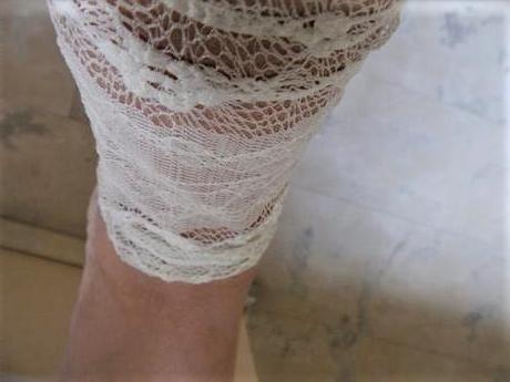 Luxusné krajkové nylonové legíny, l