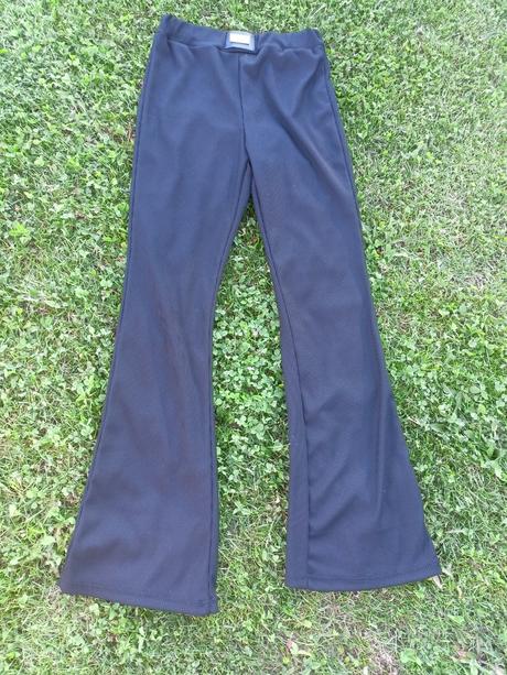 Dievčenské nohavice, 134