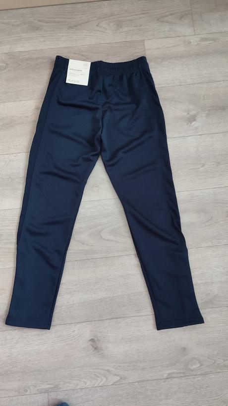 Športové tepláky, h&m,134 / 140