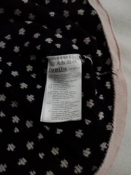 Svetríkové platené šaty, lupilu,98