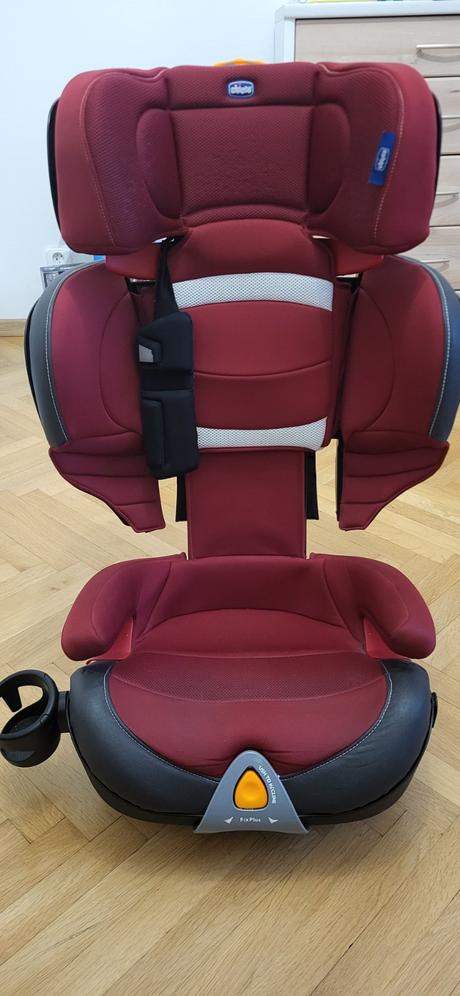 Autosedacka chicco, chicco
